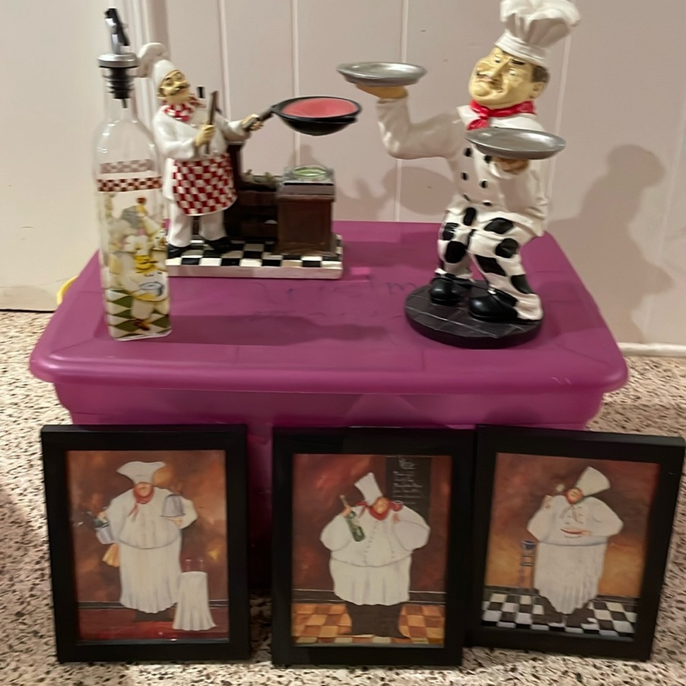 Ceramic Italian Chef kitchen decor